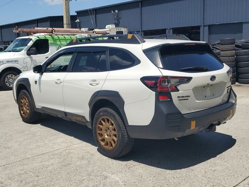 Used 2025 Subaru Outback Wilderness AWD/4WD image 8