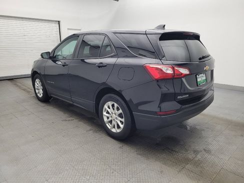 Used 2021 Chevrolet Equinox LS w/ LS Convenience Package image 3