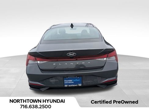 Used 2023 Hyundai Elantra SEL image 15
