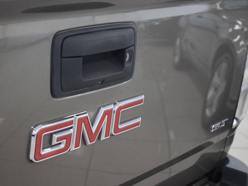 Used 2015 GMC Canyon SLT w/ Driver Alert Package image 41