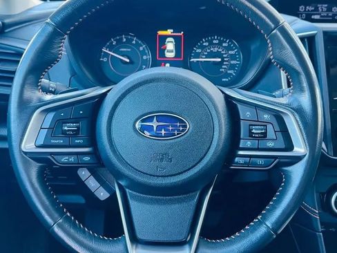 Used 2021 Subaru Crosstrek 2.0i Premium w/ Moonroof Package AWD/4WD image 12