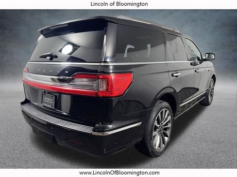 Used 2019 Lincoln Navigator Select AWD/4WD image 7