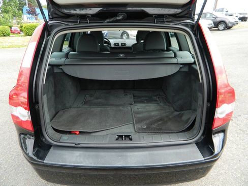 Used 2006 Volvo V50 2.4i FWD image 10