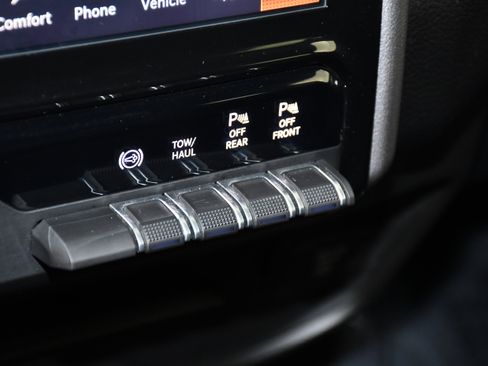 Used 2026 RAM 2500 Laramie image 34