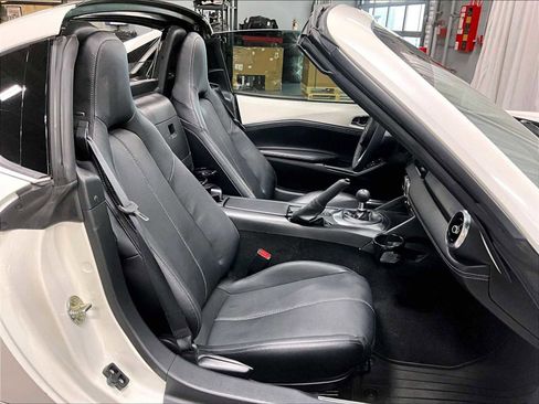 Used 2023 MAZDA MX-5 Miata Grand Touring image 26