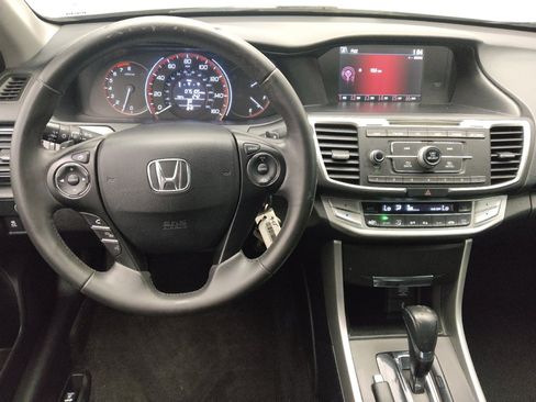 Used 2015 Honda Accord Sport image 22