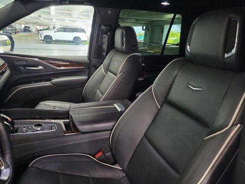 Certified 2024 Cadillac Escalade Premium Luxury RWD image 10