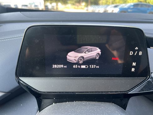 Used 2023 Volkswagen ID.4 2WD image 4