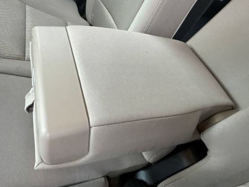 Used 2018 Hyundai Santa Fe Sport w/ 2.4L Value Package 02 FWD image 53