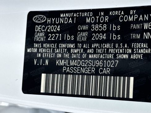 New 2025 Hyundai Elantra Sport image 30