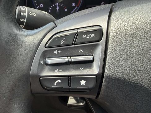 Certified 2023 Hyundai Kona SEL w/ Convenience Package AWD/4WD image 23