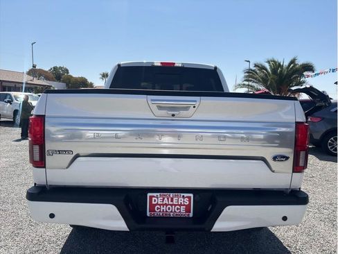 Used 2018 Ford F150 Platinum w/ Equipment Group 701A Luxury AWD/4WD image 6
