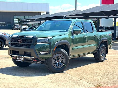 New 2026 Nissan Frontier PRO-4X w/ Pro Premium Package AWD/4WD image 2