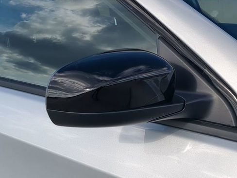 New 2026 Jeep Compass Latitude image 12