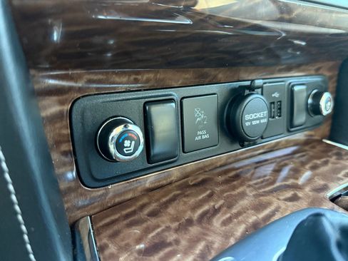 Used 2018 Nissan Armada Platinum w/ Captain Seat Package image 32