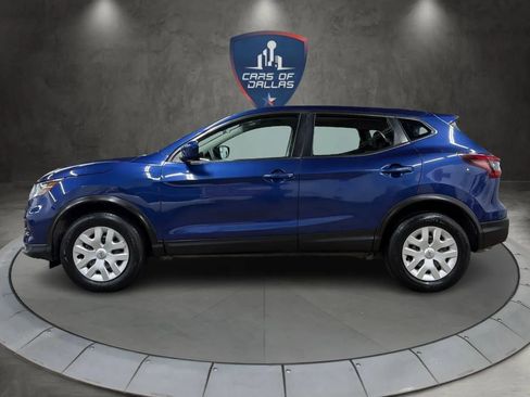 Used 2020 Nissan Rogue Sport S FWD image 2