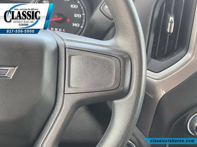 Used 2025 Chevrolet Silverado 1500 Custom Trail Boss w/ LPO, Dark Essentials Package AWD/4WD image 28