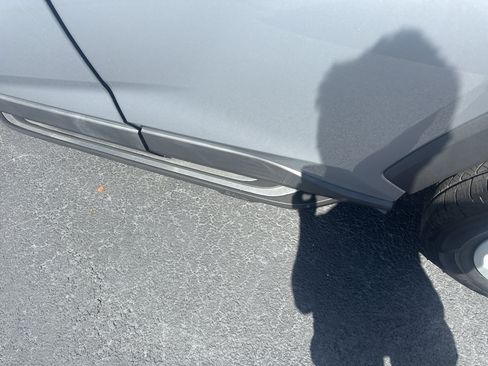 Used 2019 Toyota RAV4 LE w/ Carpet Mat Package FWD image 10