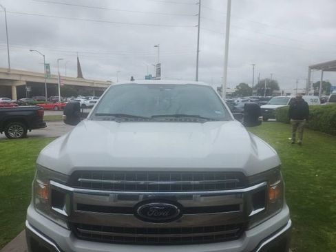 Used 2019 Ford F150 XLT w/ Equipment Group 302A Luxury AWD/4WD image 8