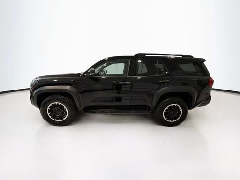 Certified 2025 Toyota 4Runner TRD Off-Road AWD/4WD image 4