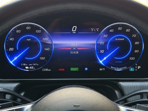 Used 2023 Mercedes-Benz EQE 500 4MATIC SUV image 19