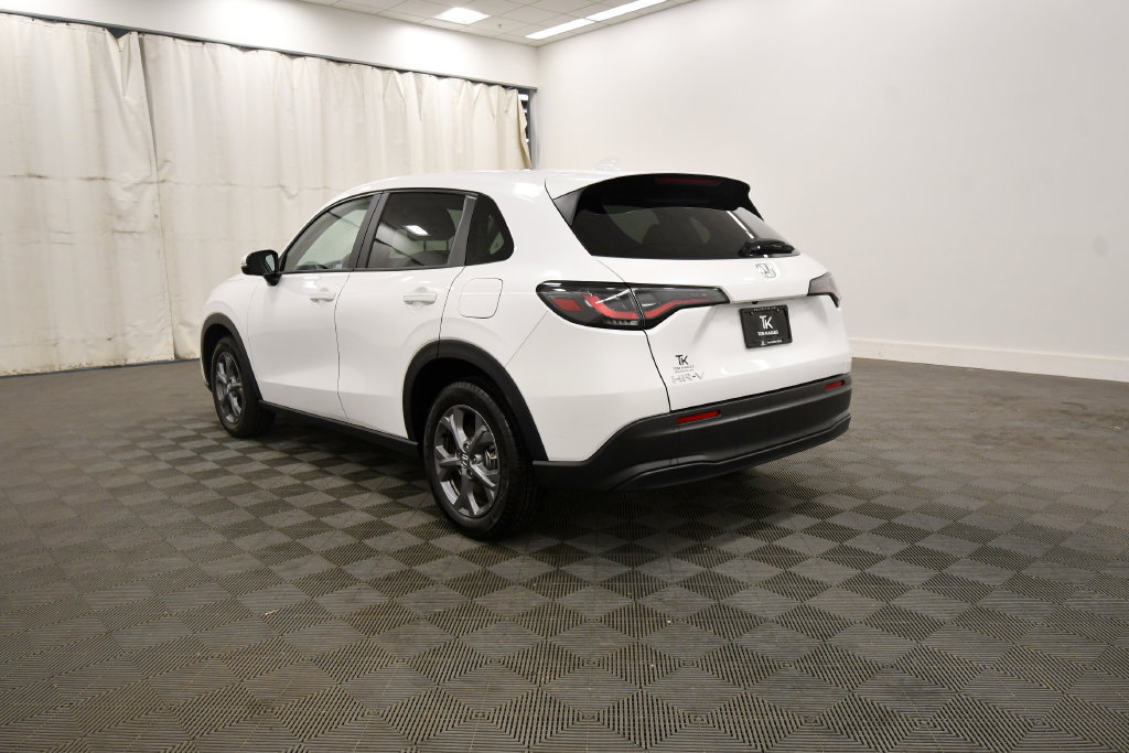 Certified 2026 Honda HR-V LX image 5