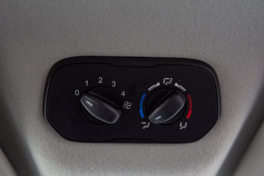 Used 2018 Ford Transit 350 XL RWD image 16
