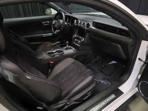 Used 2020 Ford Mustang GT Premium w/ GT Performance Package RWD image 31