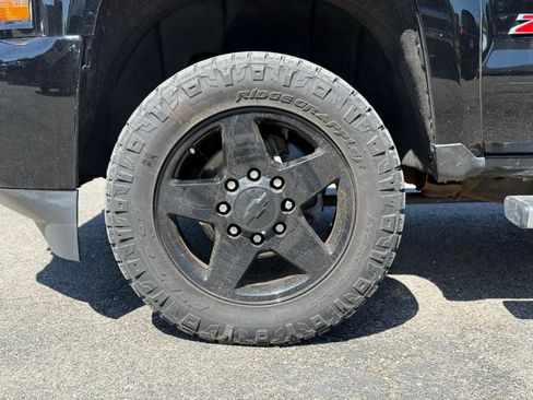Used 2015 Chevrolet Silverado 2500 LTZ w/ Duramax Plus Package AWD/4WD image 5