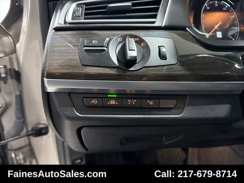 Used 2015 BMW 750Li xDrive image 78