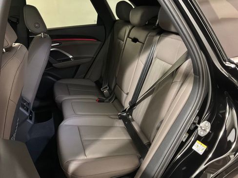 New 2025 Audi Q5 Premium Plus image 16