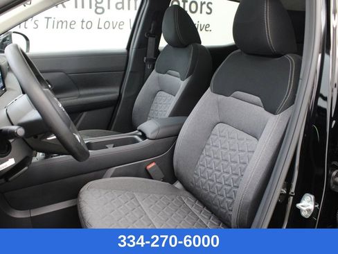 New 2026 Nissan Kicks SV image 12