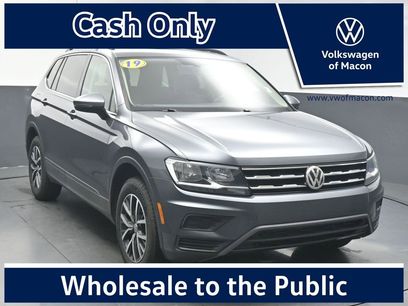 Used 2019 Volkswagen Tiguan SE w/ Panoramic Sunroof Package