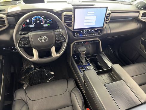 Used 2026 Toyota Sequoia Platinum AWD/4WD image 21