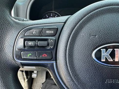 Used 2017 Kia Sportage LX w/ LX Popular Package FWD image 18