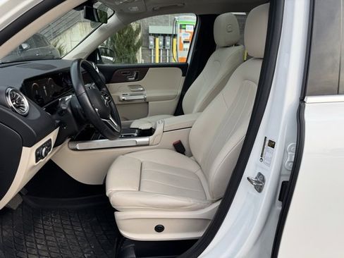 Certified 2023 Mercedes-Benz GLB 250 4MATIC image 12