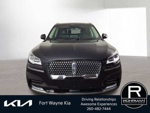 Used 2020 Lincoln Aviator Reserve w/ Equipment Group 201A AWD/4WD image 3