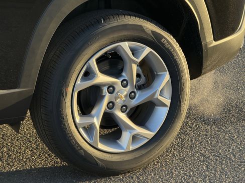 New 2026 Chevrolet Trax LS w/ LS Convenience Package image 30