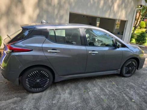 Used 2025 Nissan Leaf SV Plus FWD image 4