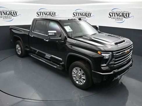 Used 2024 Chevrolet Silverado 2500 High Country w/ High Country Premium Package AWD/4WD image 22