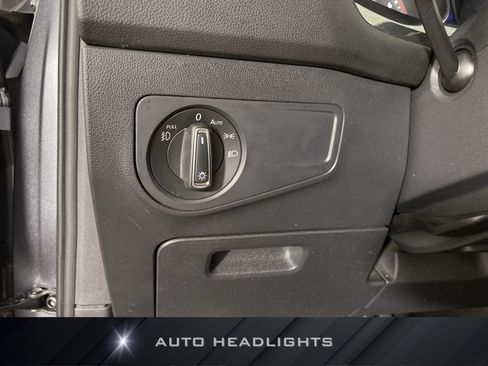 Used 2021 Volkswagen Tiguan SE R-Line AWD/4WD image 25