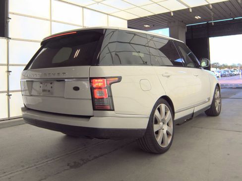 Used 2017 Land Rover Range Rover Long Wheelbase Supercharged image 4