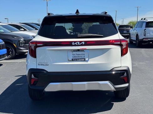 New 2026 Kia Seltos S FWD image 4