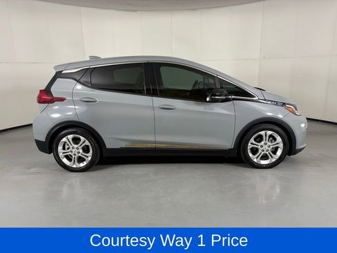 Used 2021 Chevrolet Bolt LT FWD image 11