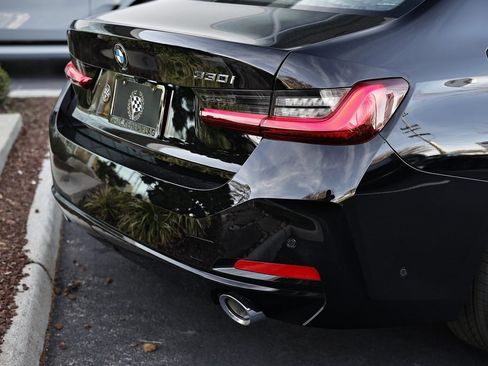 New 2026 BMW 330i Sedan w/ Premium Package image 9