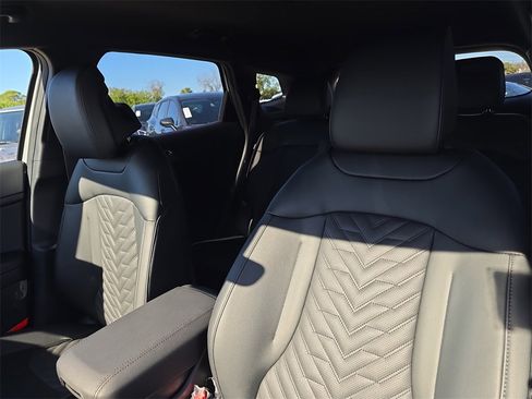 New 2026 Kia Sportage X-Line image 23