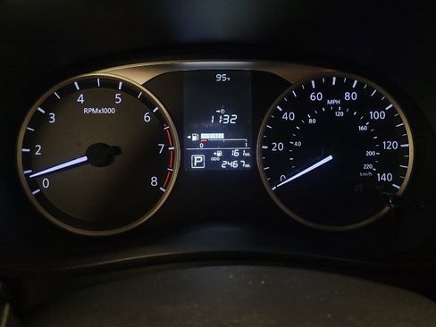 Used 2024 Nissan Versa S w/ S Plus Package FWD image 23