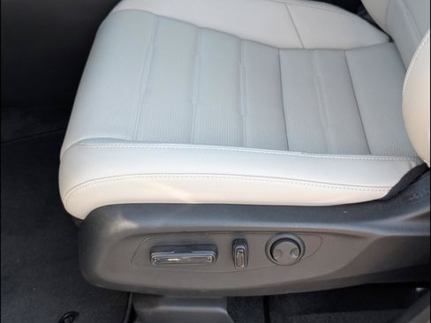 Used 2026 Honda CR-V EX-L image 7