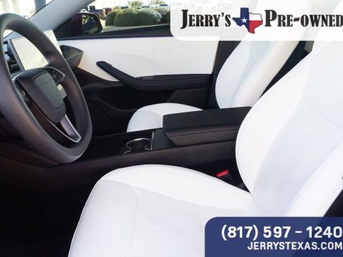 Used 2025 Tesla Model 3 Long Range image 14