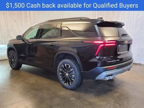 New 2026 Chevrolet Traverse LT w/ Sun and Wheel Package image 4
